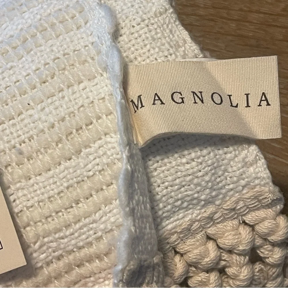 MAGNOLIA (not Target) ESSENTIAL TEXTURED STRIP THROW CREAM 50” x 70” - Picture 3 of 6